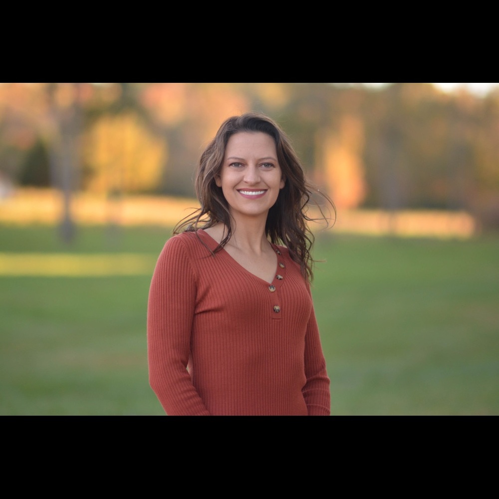 Meet your Posher, Elissa